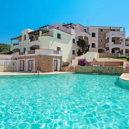 Casa Milly Con Piscina Condivisa * سانتا تيريزا غالّورا